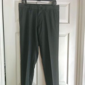 Men’s Haggar H26 Slim Fit Premium Stretch Pants
